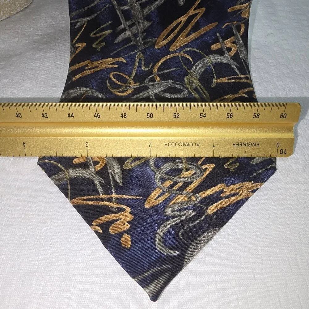 COCKTAIL COLORS RUM AND COLA TIE SILK NAVY WITH GOLD GREEN SWIRL DESIGN EUC